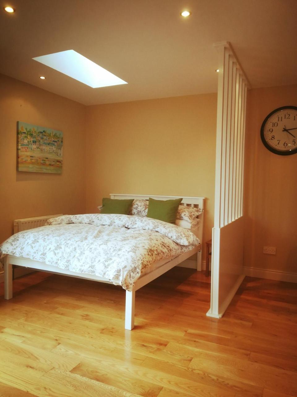 The Village Rooms Dundalk Exteriér fotografie
